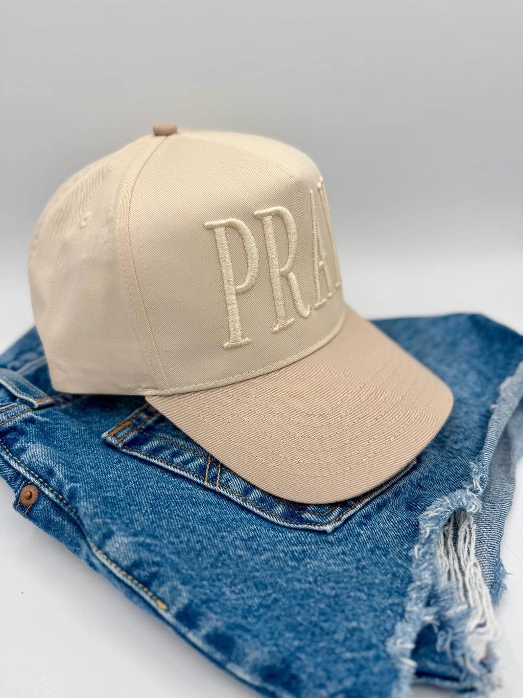 Puff Embroidered PRAY Hat
